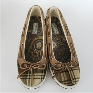 Sperry shoes